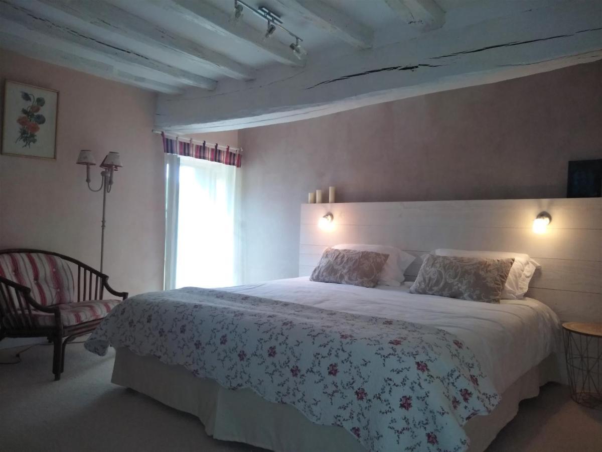 Chambres D'Hotes Du Noisillet Cinais Zewnętrze zdjęcie