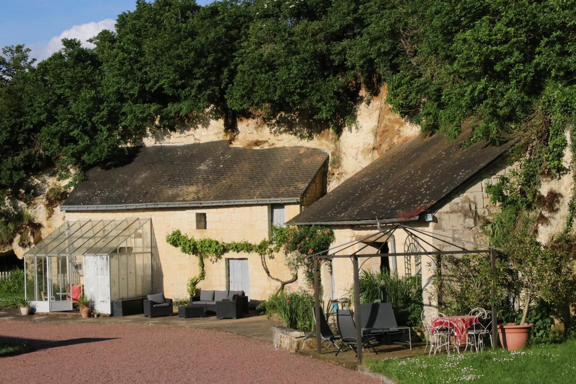 Chambres D'Hotes Du Noisillet Cinais Zewnętrze zdjęcie