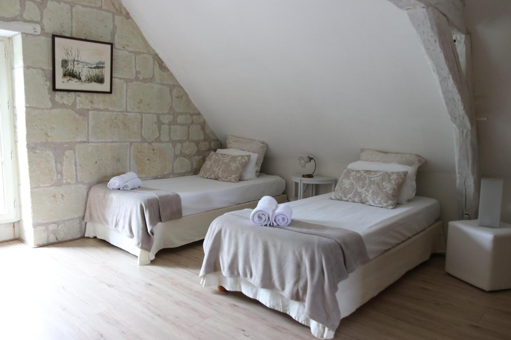 Chambres D'Hotes Du Noisillet Cinais Zewnętrze zdjęcie